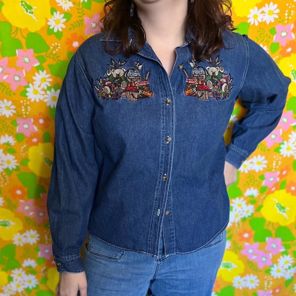 Embroidered cabin creek denim shirt size petite extra large.